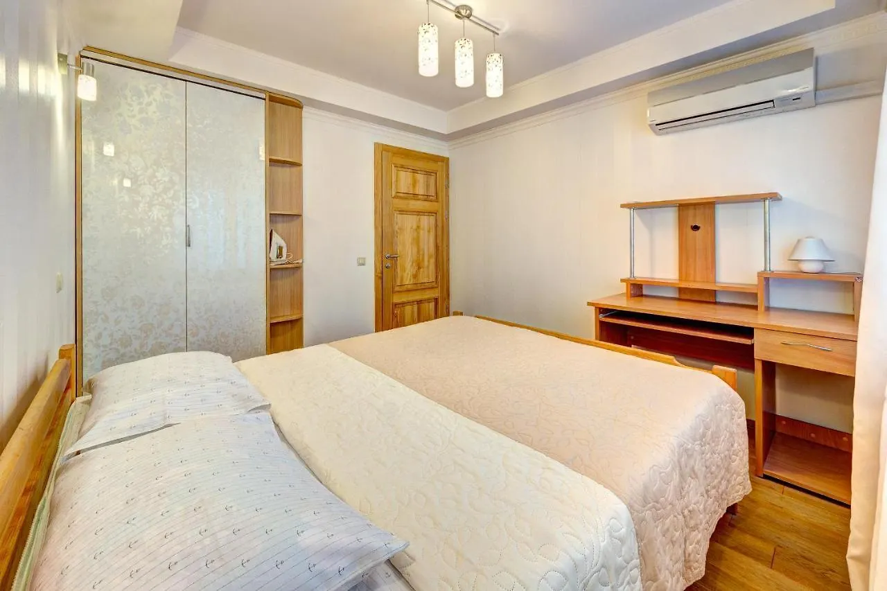 Apartment Lesi Ukrainky Blvd, 2 Kiev